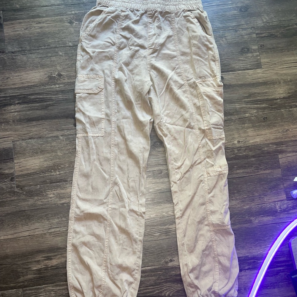 Women’s beige Cargo Pants